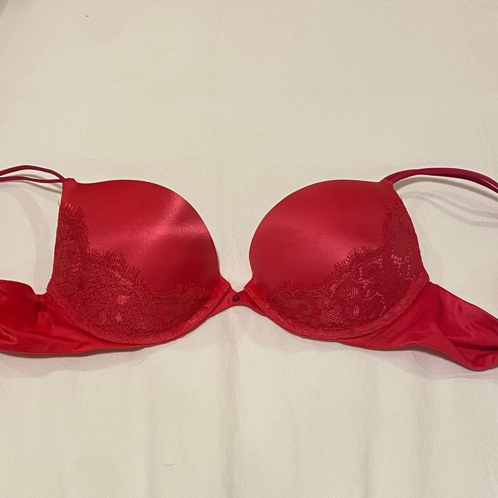 Bright Pink Lace-Trim Push-Up Bra - Women Intimates